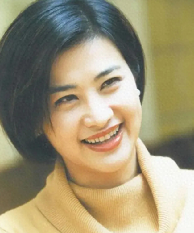吴小莉_吴小莉个人简历_吴小莉凤凰卫视个人资料简介