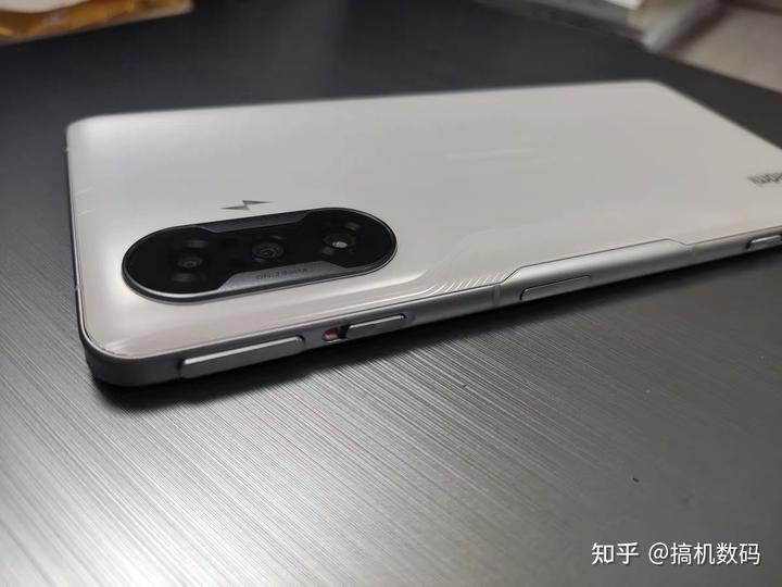 智能游戏手机_智能手机游戏排行前十名_智能手机游戏发展史